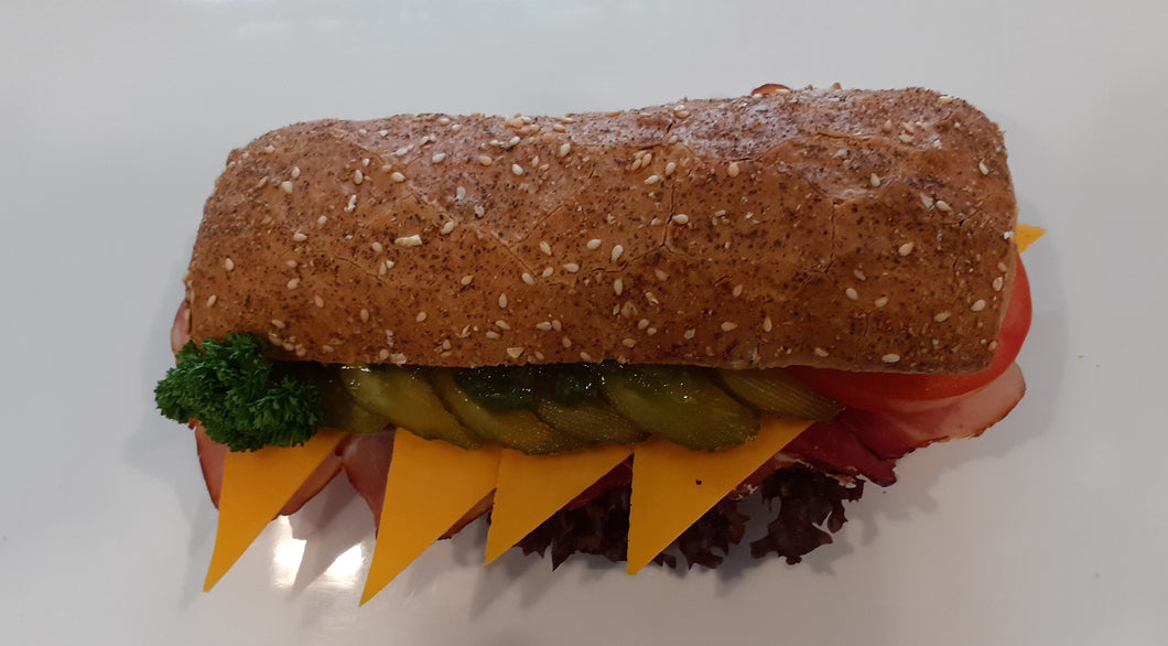 Vitalsandwich mit Rohem Schinken und Cheddar